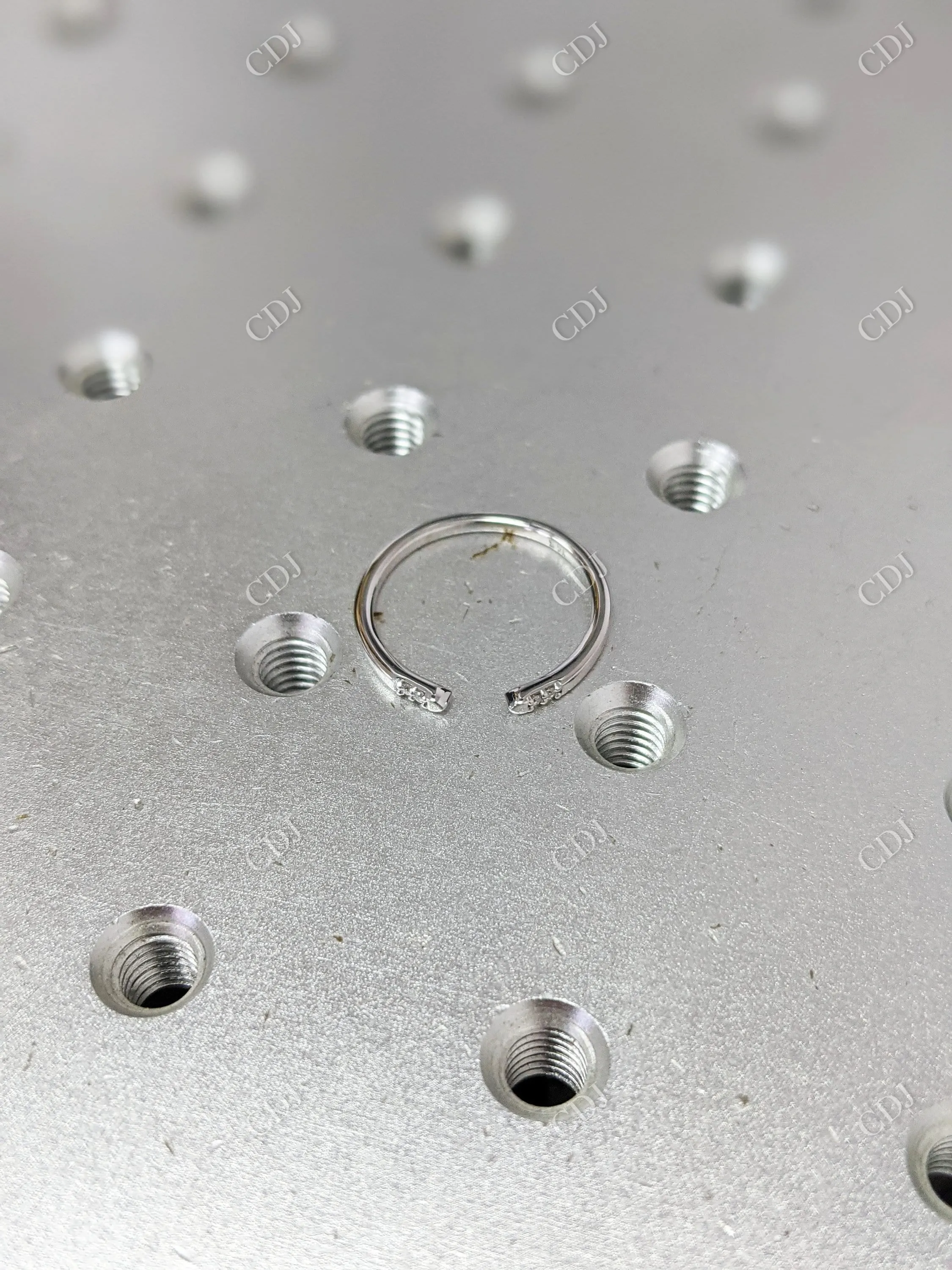 0.05CT Simple Diamond Cuff Ring