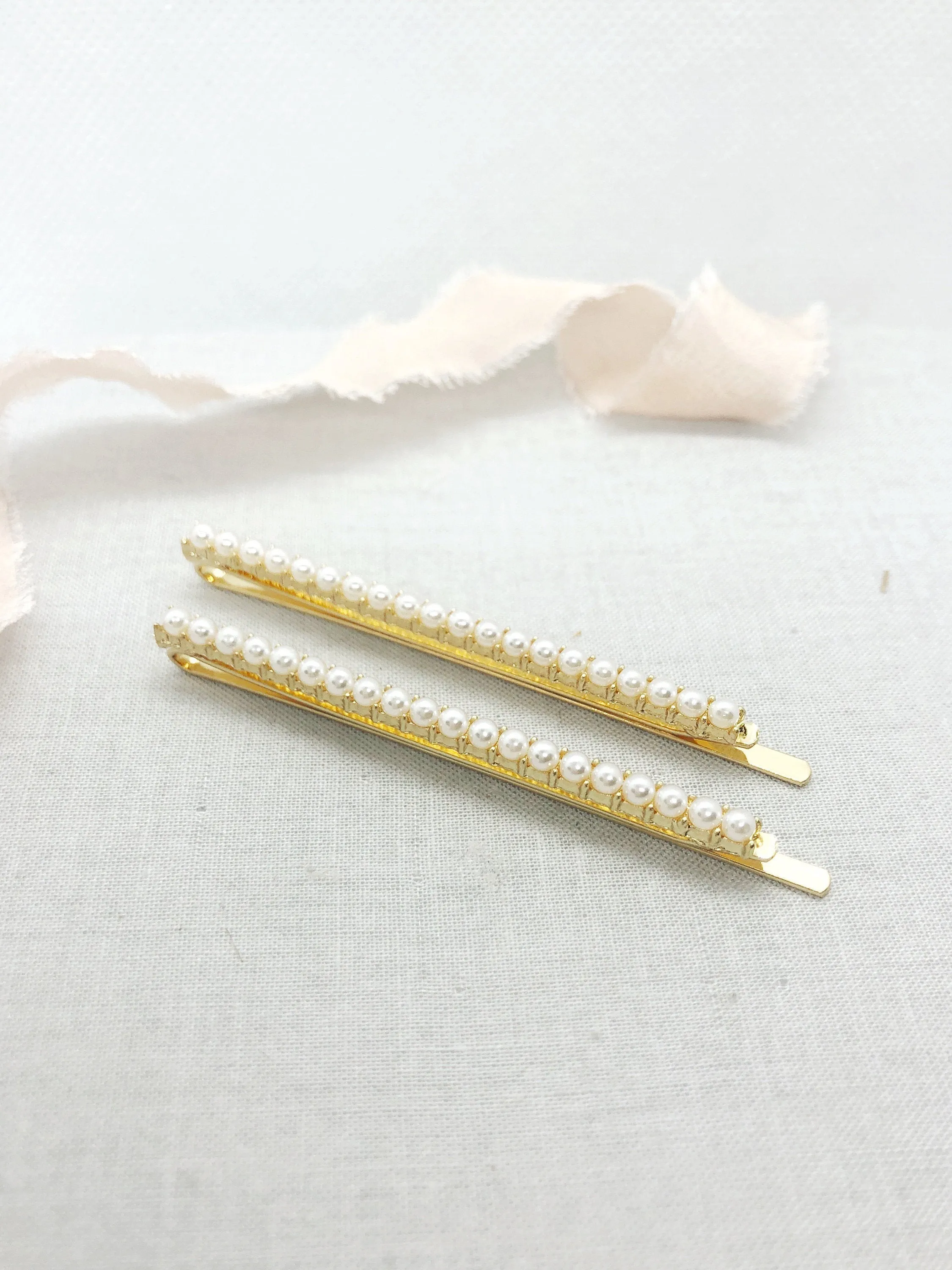 3 Piece Pearl Hair Bobby Pin Set