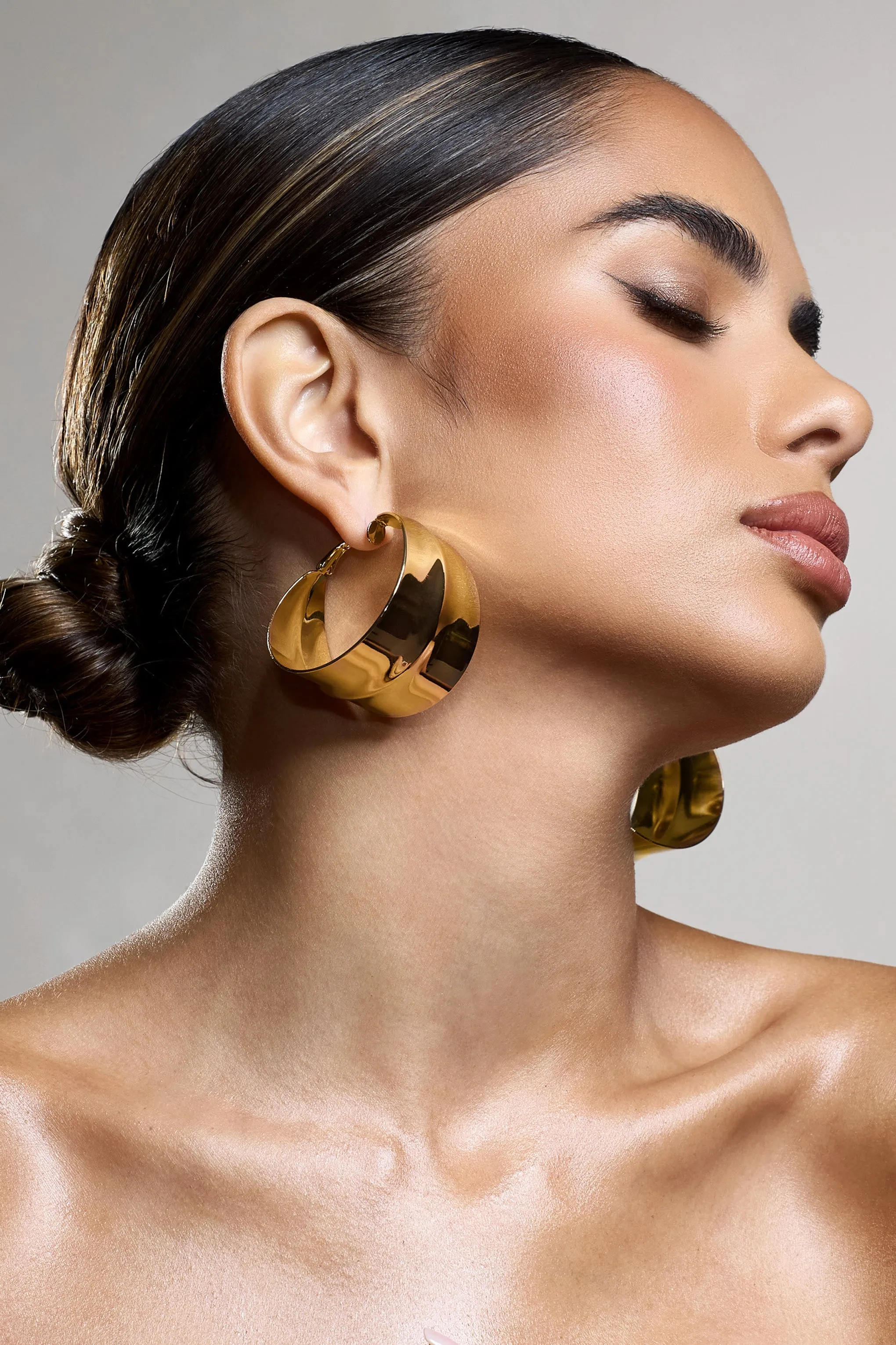 Amberly | Gold Chunky Statement Hoop Earrings