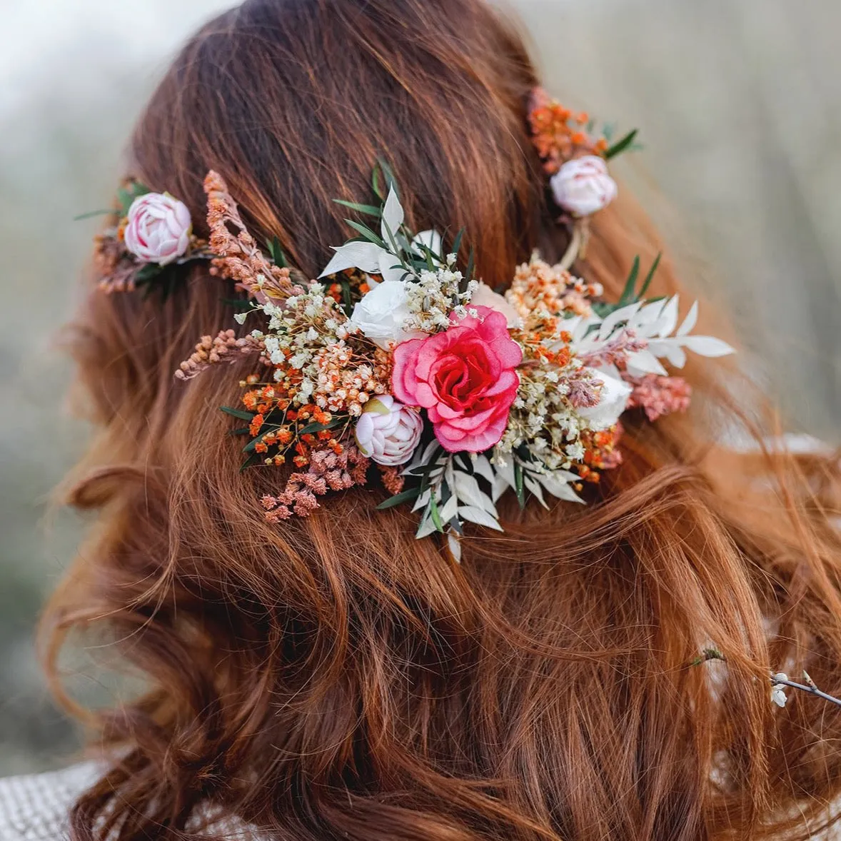 Boho flower headpiece Wedding hair vine Peony headpiece Natural wedding wreath Bridal hairstyle Hair flowers Magaela Flower jewelelry