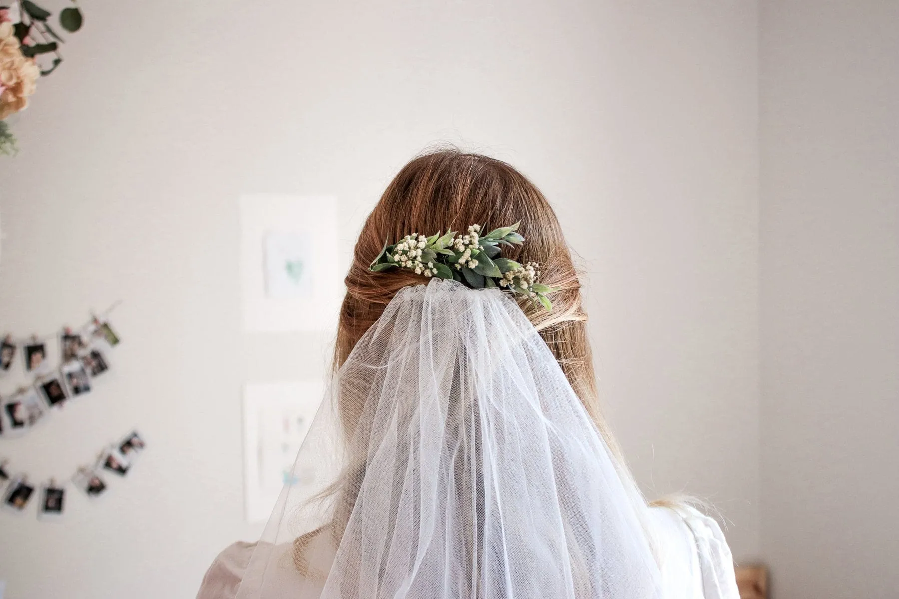 Boho Green Ruscus Baby's Breath Bridal Hair Comb, flower hair comb, bridesmaid comb, bridal flower comb