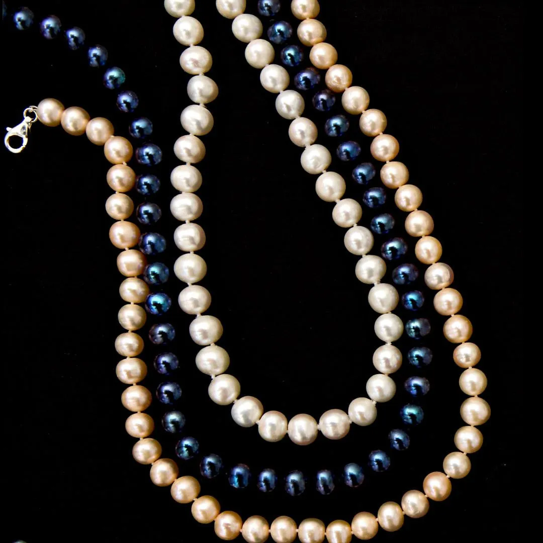 Classic Pearl Necklace | Champagne