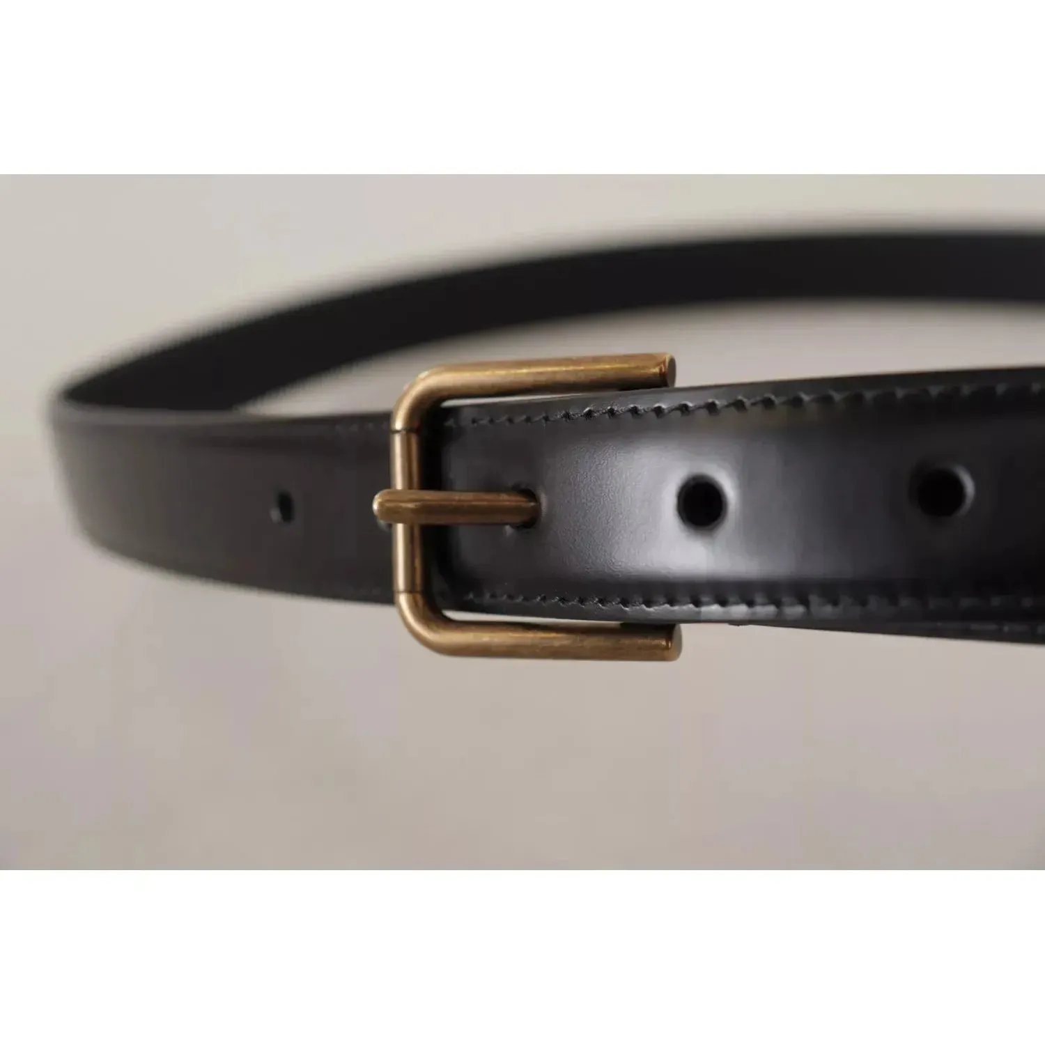 Dolce & Gabbana Black Classic Calf Leather Vintage Metal Buckle Belt