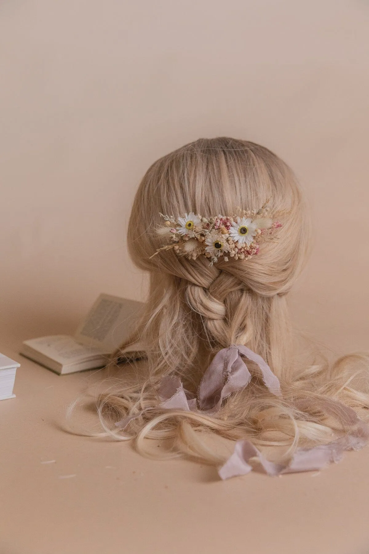 Dried Gypsophila & Daisies Bridal Hair Comb / Dried Lavender Wedding Hair Comb