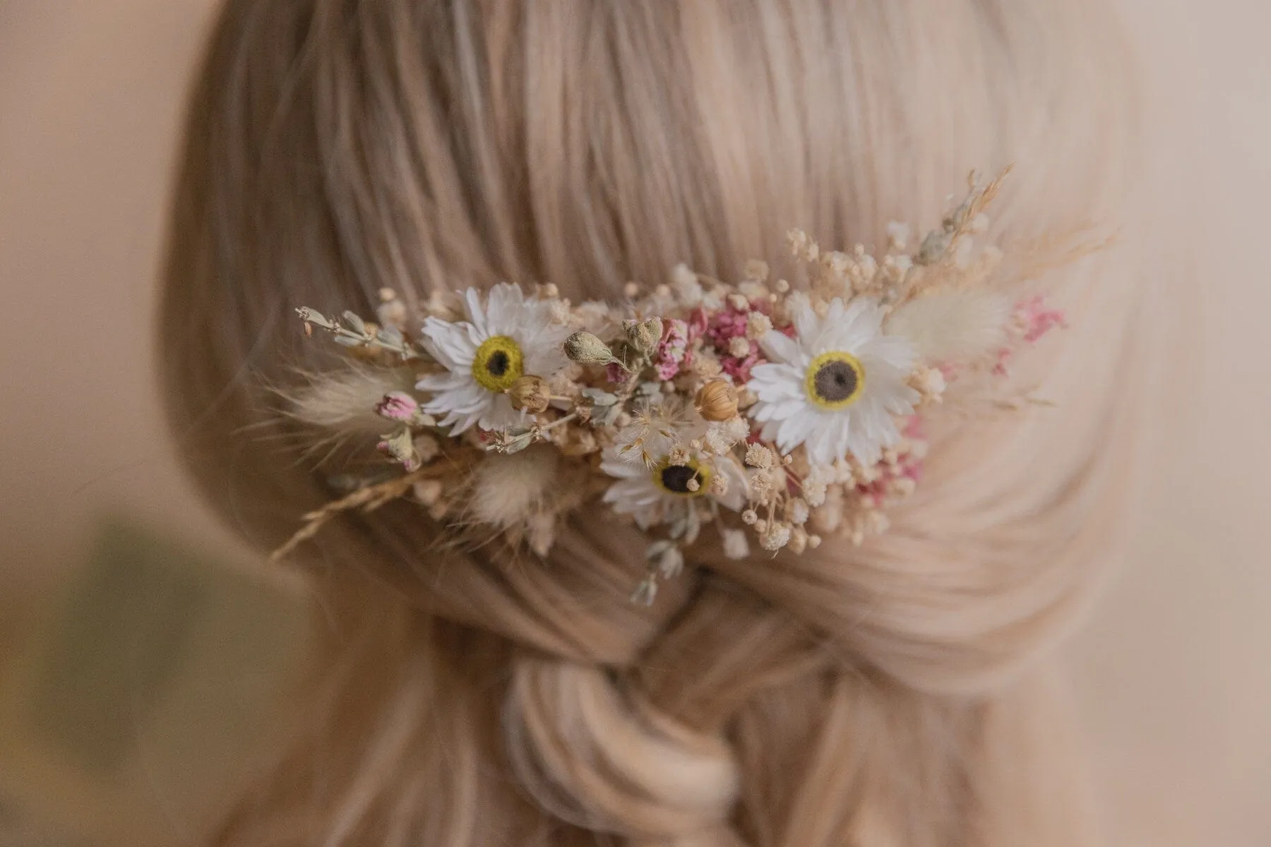 Dried Gypsophila & Daisies Bridal Hair Comb / Dried Lavender Wedding Hair Comb