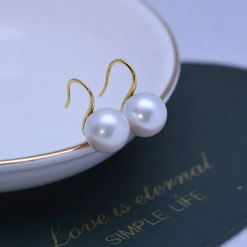 Freshwater White Pearl & Classic Hook Earrings