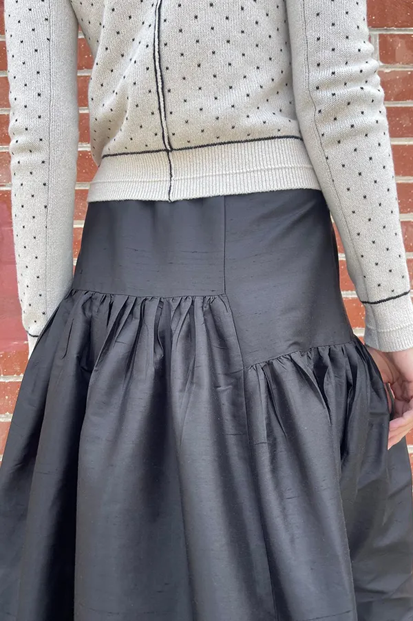 Garden Skirt in Black