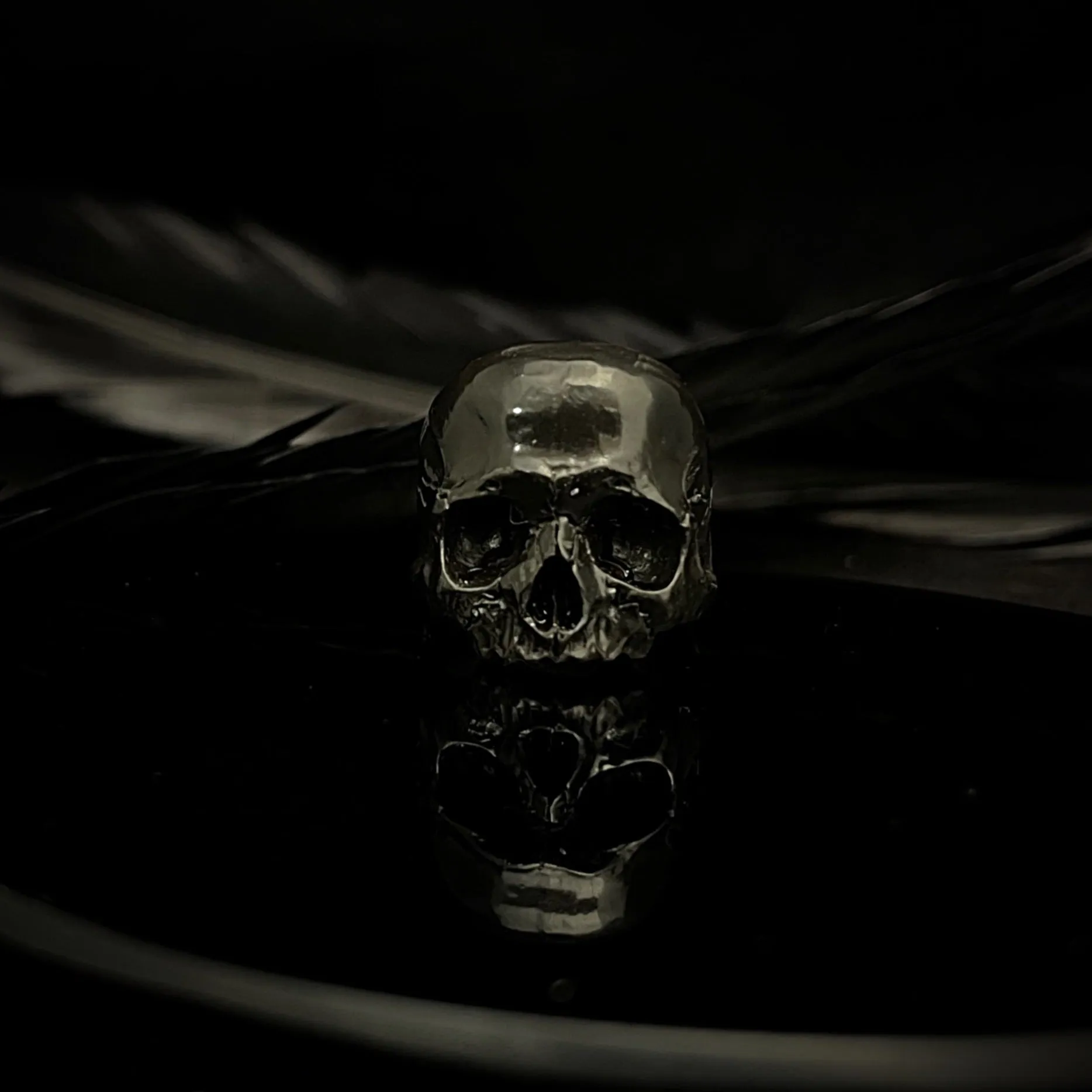 Night Marble Decay Skull Ring