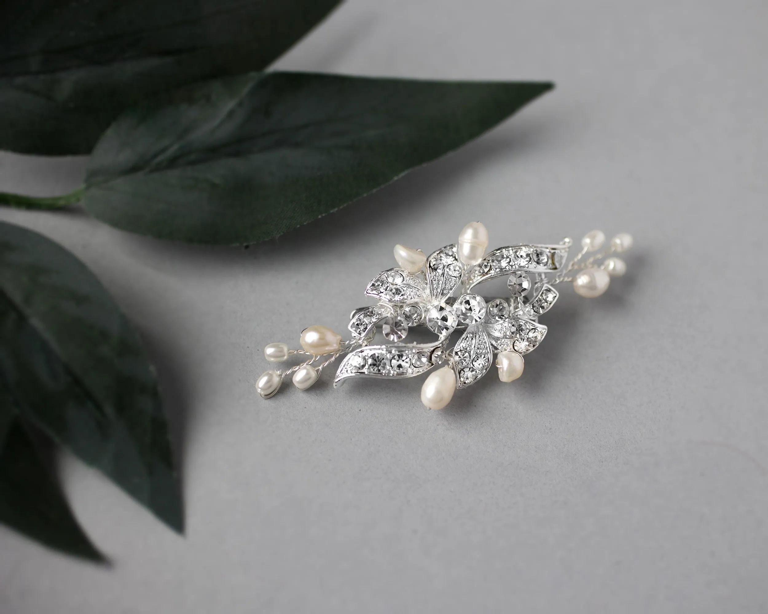 Small Crystal and Pearl Floral Hair Clip