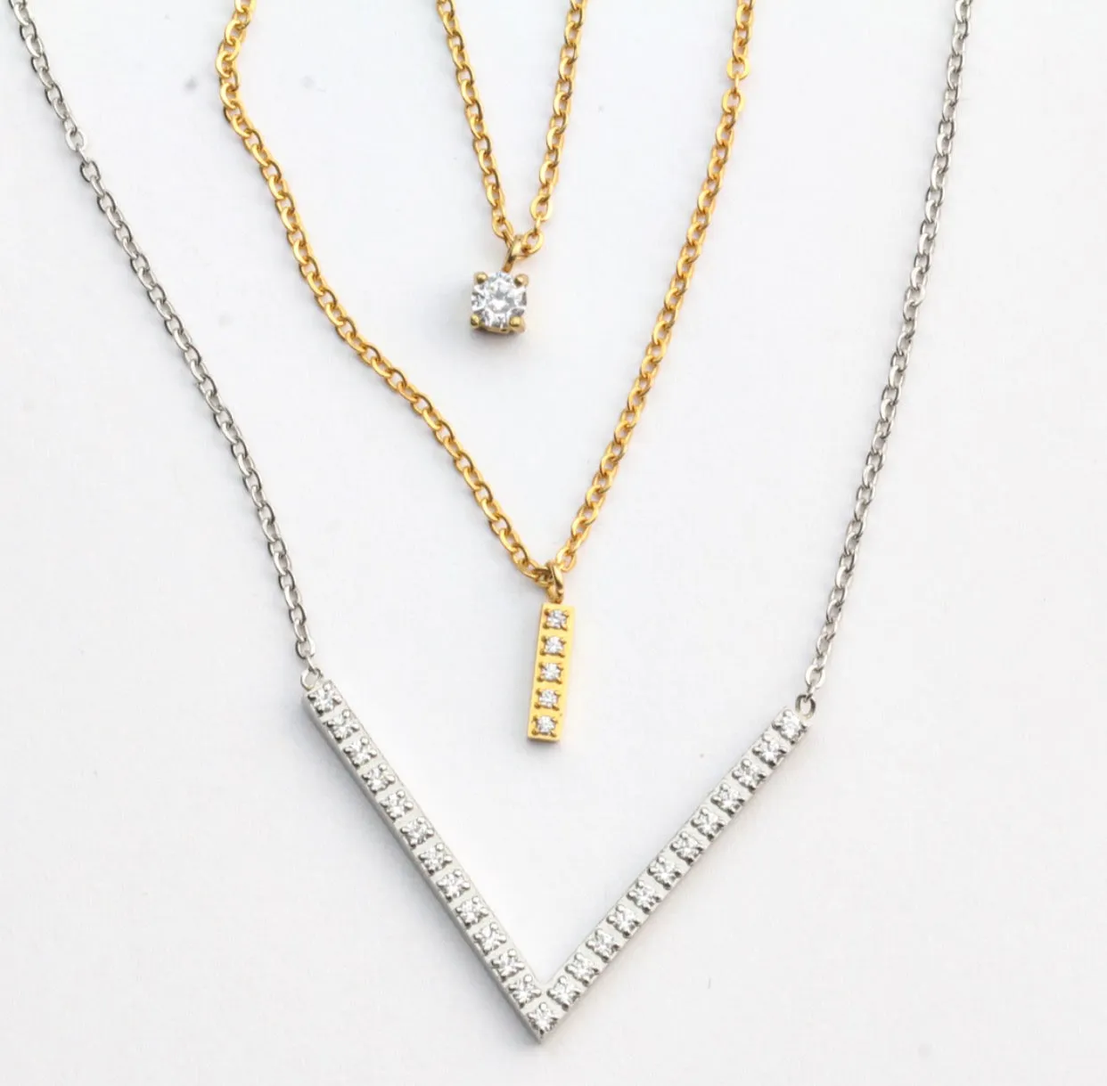 The V Bling "Share the Light" Necklace